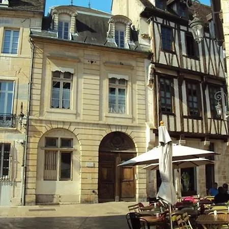 De Bretagne