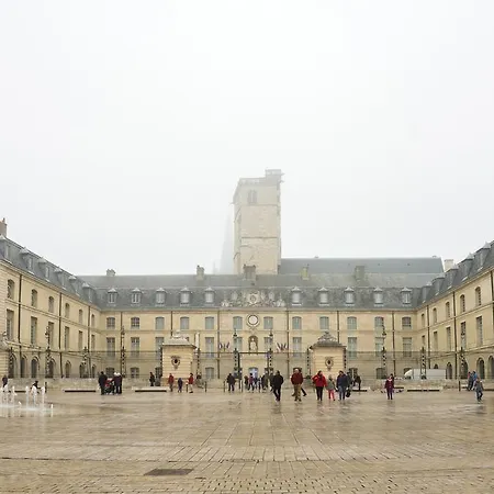 De Bretagne
