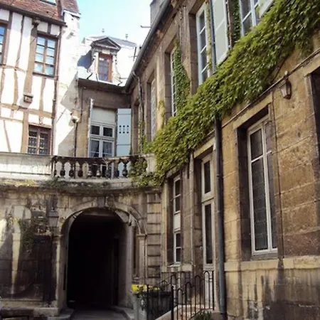 Apartment De Bretagne